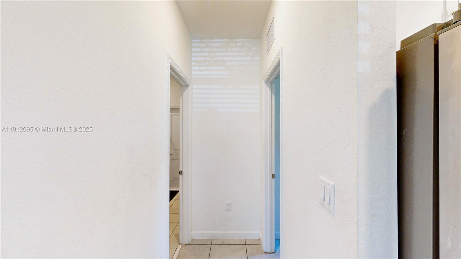 ESTATES AT SILVER PALM - Residential