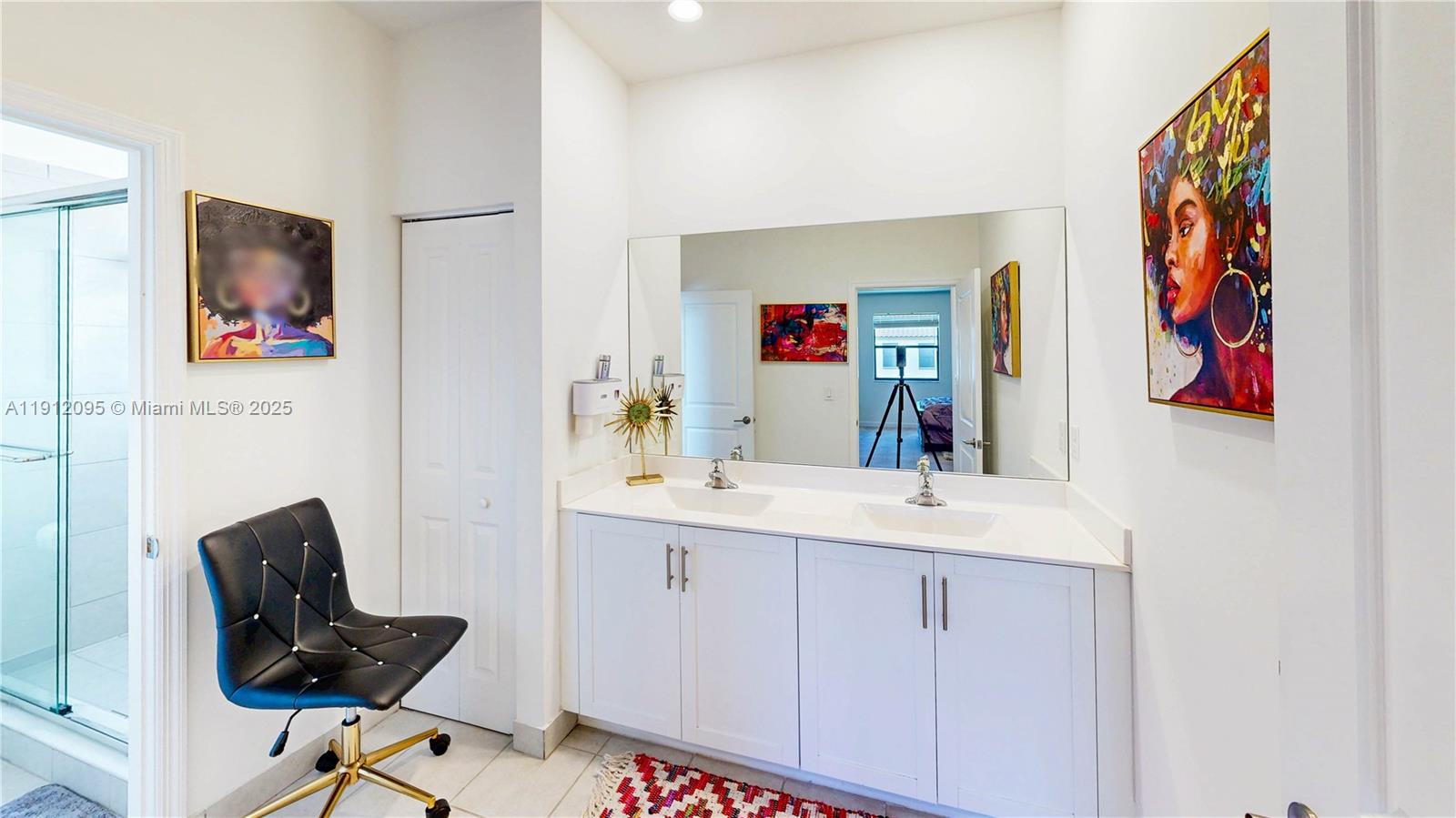 ESTATES AT SILVER PALM - Residential