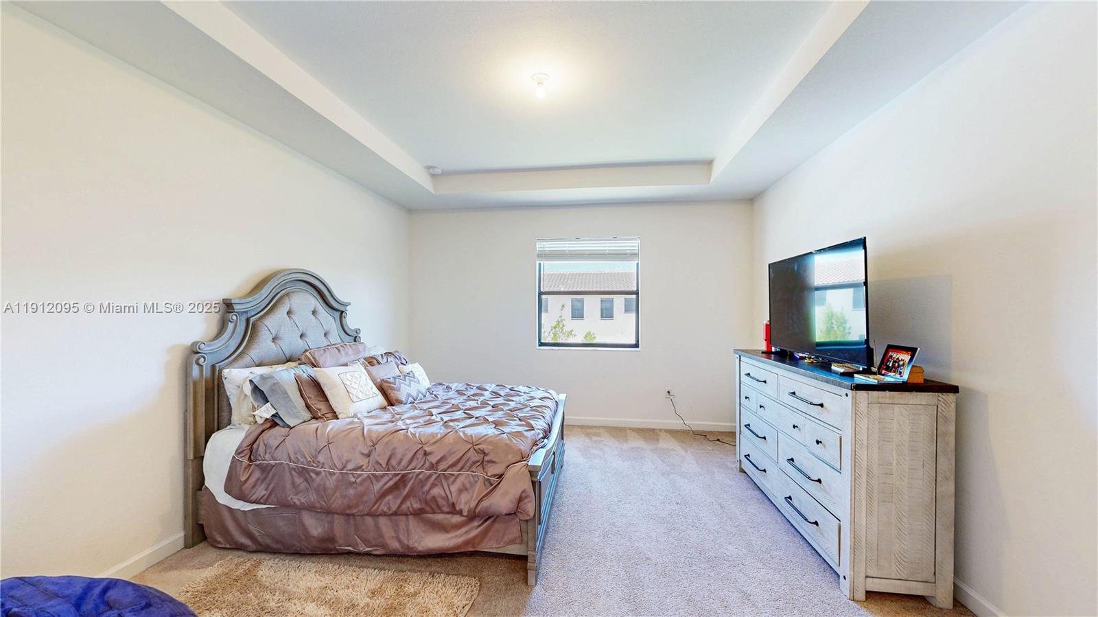 ESTATES AT SILVER PALM - Residential