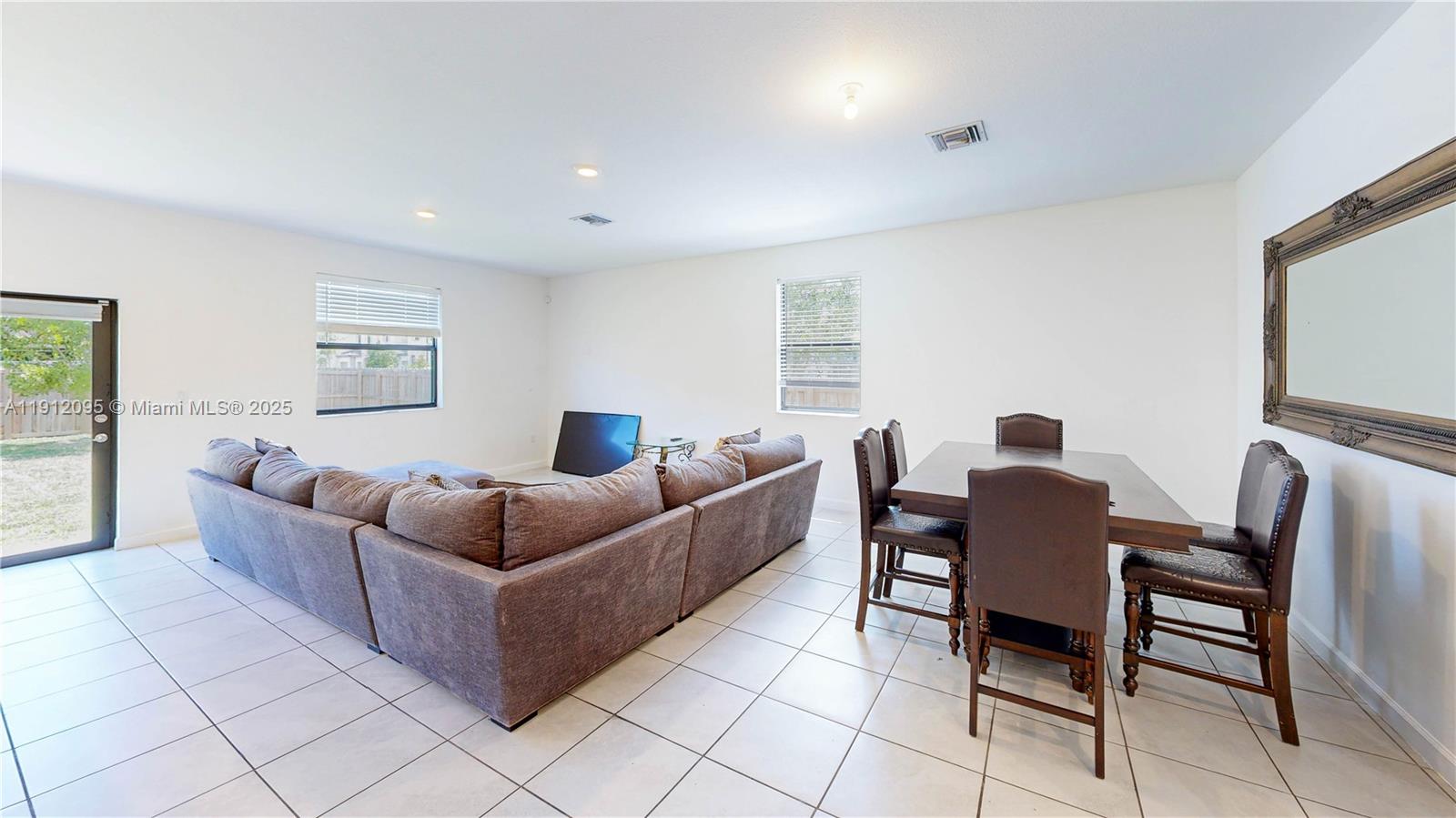 ESTATES AT SILVER PALM - Residential