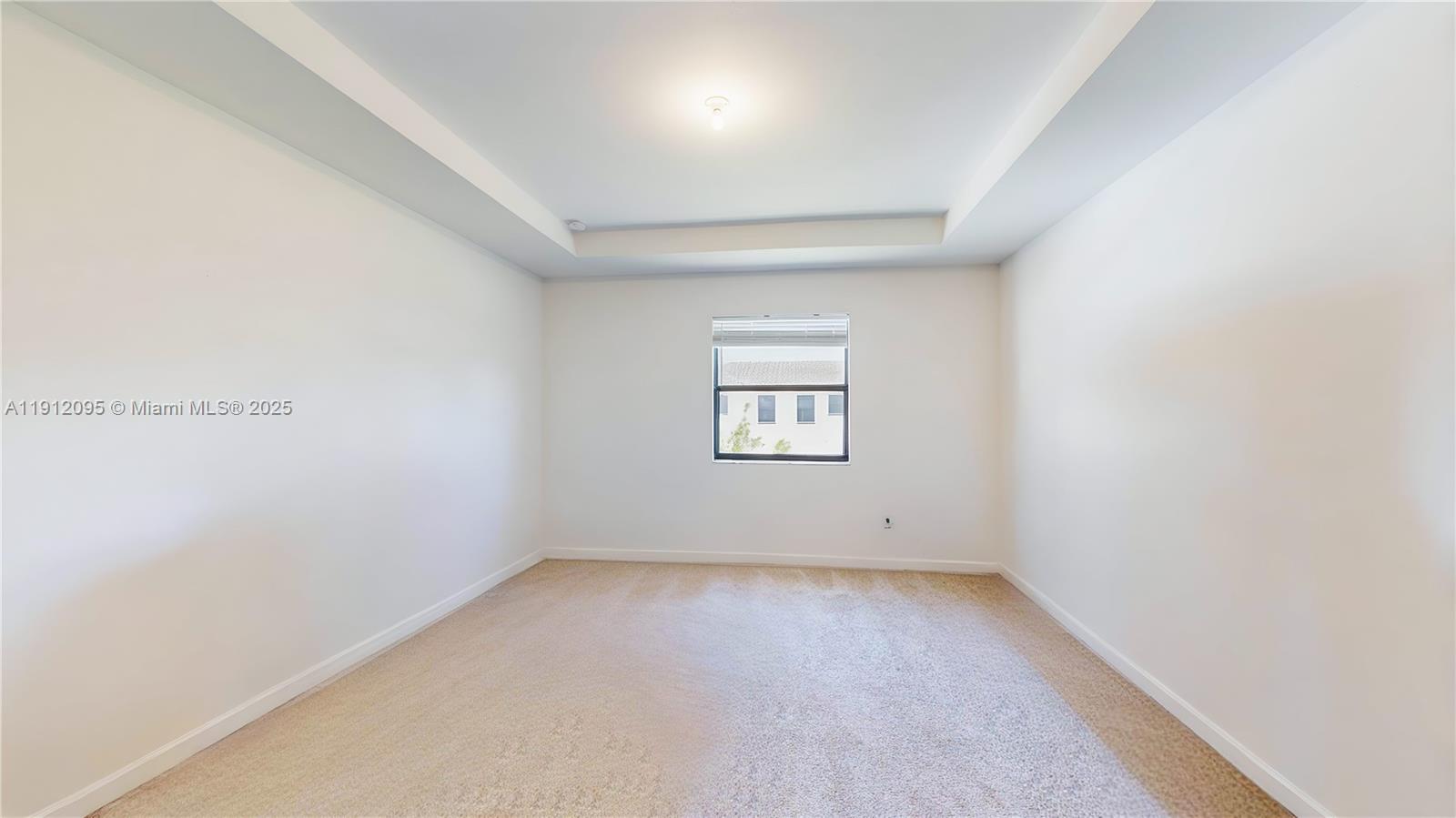 ESTATES AT SILVER PALM - Residential