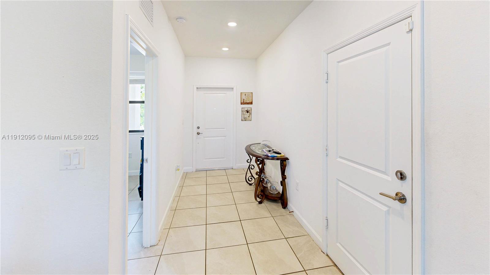 ESTATES AT SILVER PALM - Residential