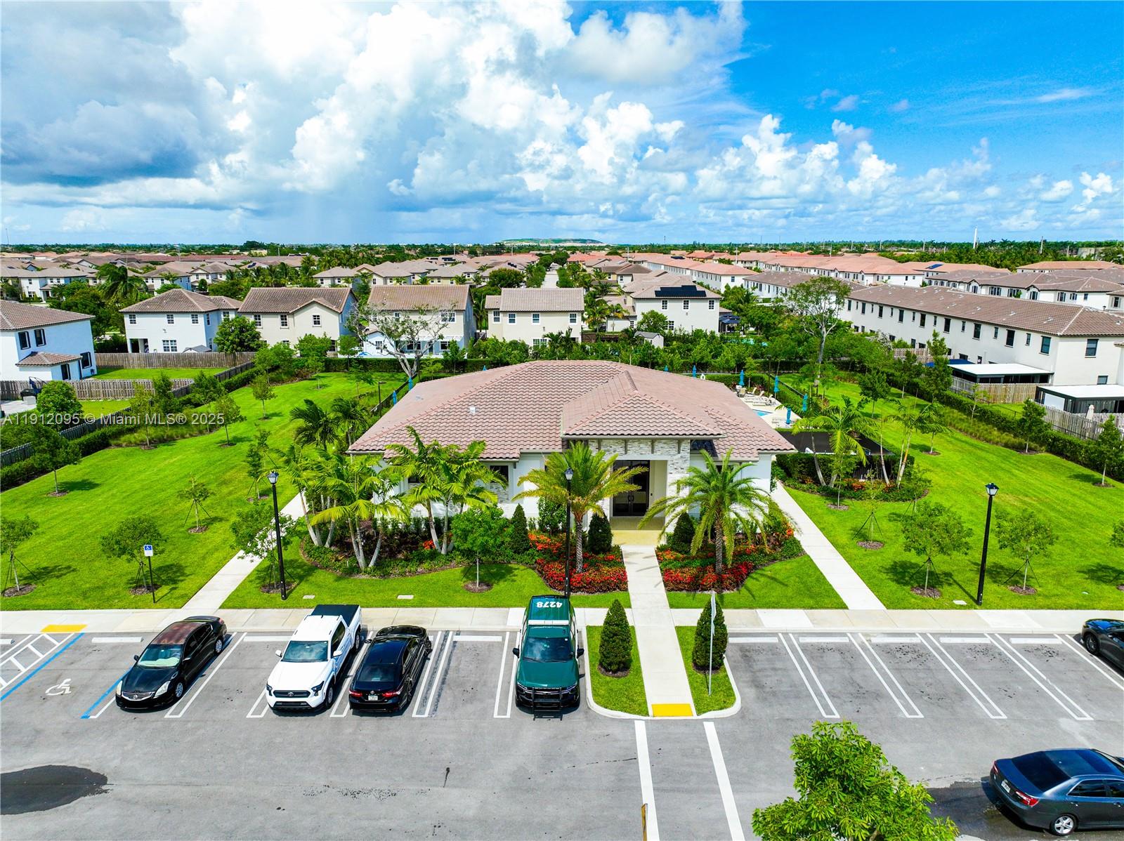ESTATES AT SILVER PALM - Residential
