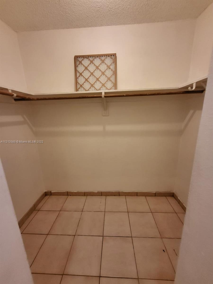 WESTLAND-EDEN CONDO I - Residential Lease