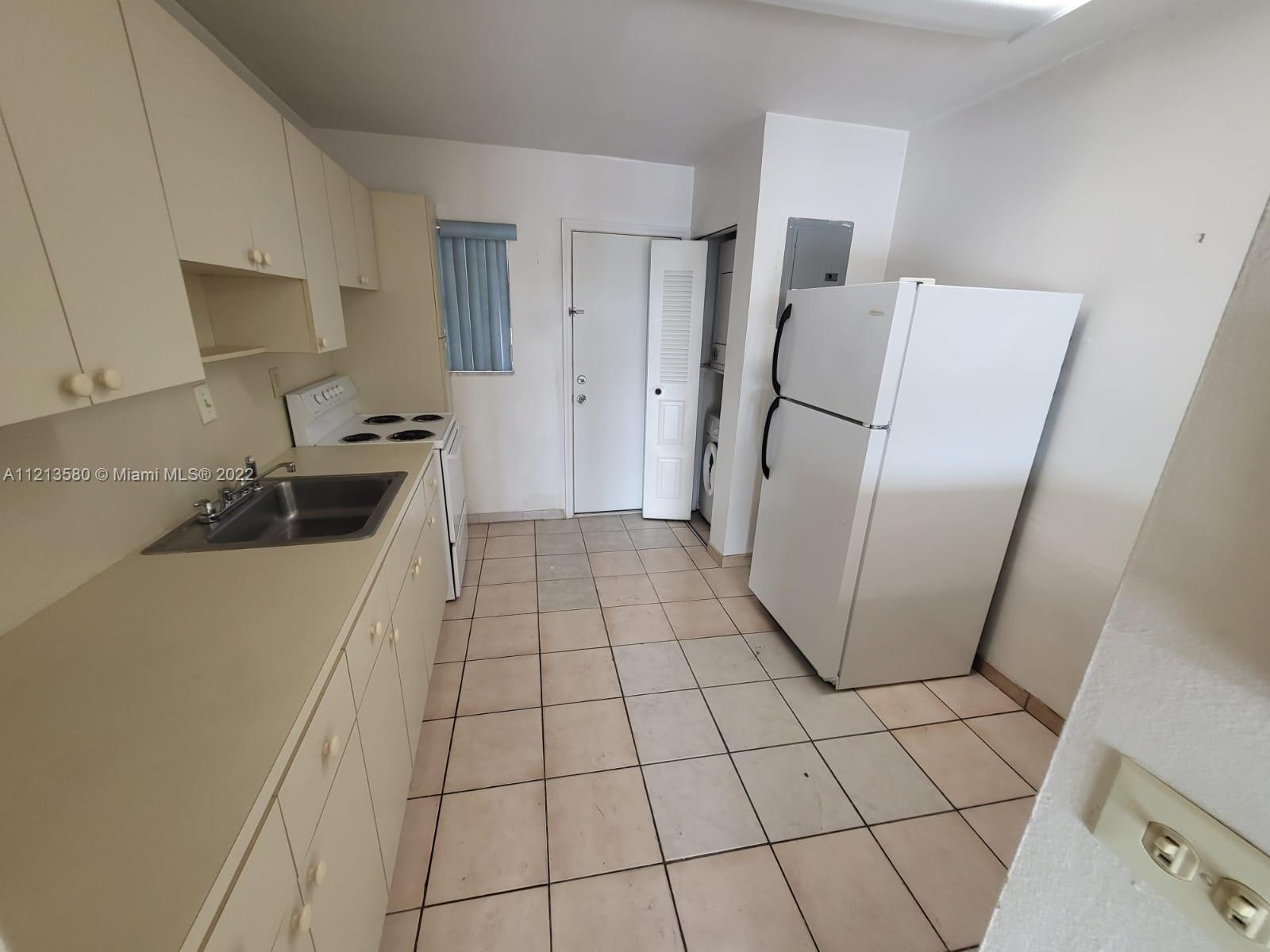 WESTLAND-EDEN CONDO I - Residential Lease