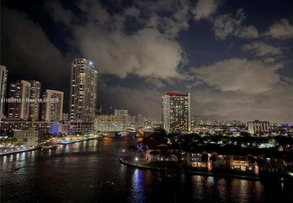 Photo of 200 Leslie Dr #1124, Hallandale Beach, FL 33009 (MLS # A11906798)