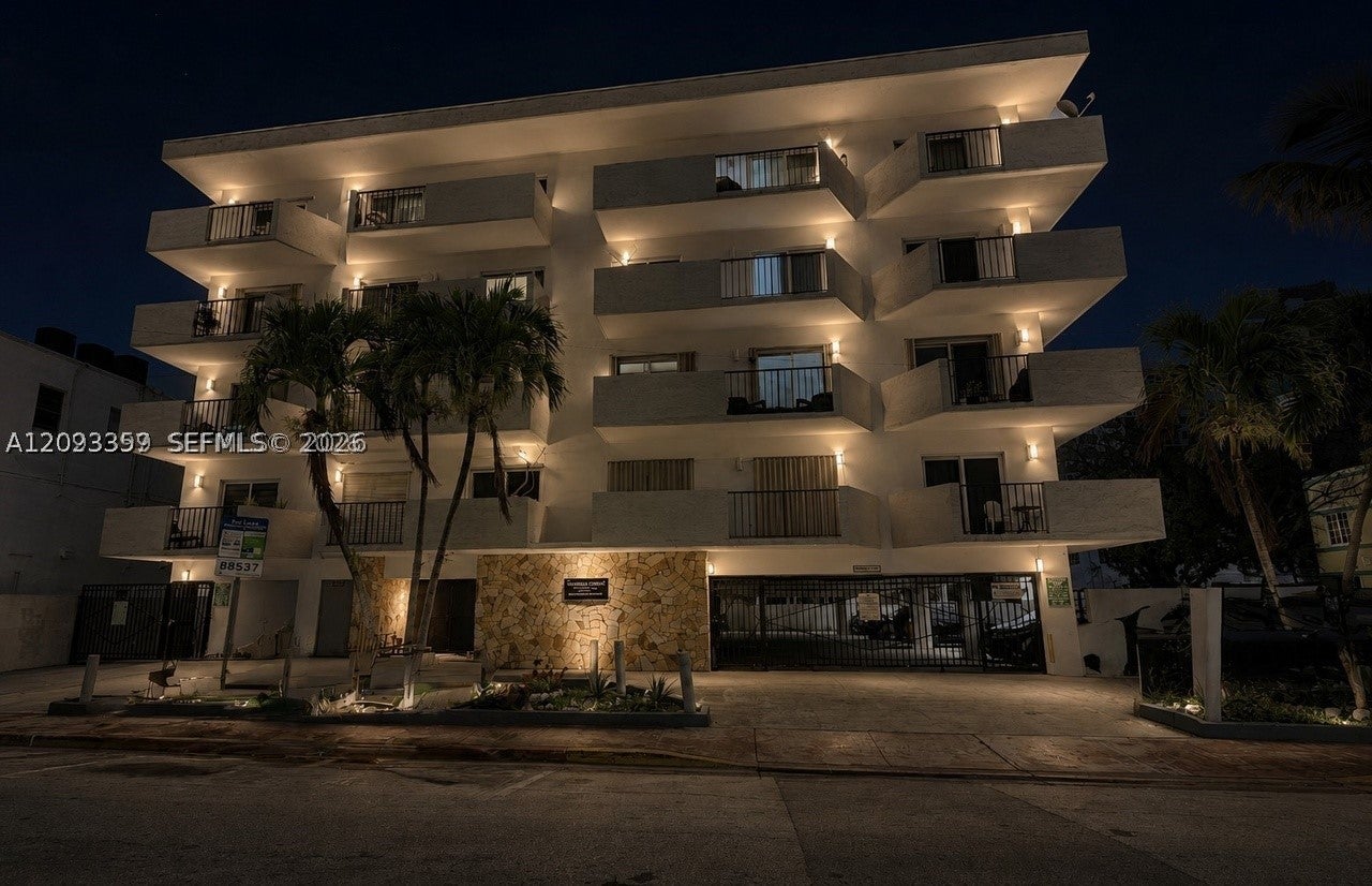 6965 Harding Ave 305