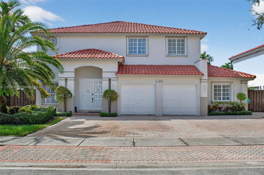 TWO-STORY SINGLE-FAMILY HOME INSIDE DORAL ISLES! GATED COMMUNITY WITH 24 HOUR SECURITY. HOME IS IN EXCELLENT CONDITION THROUGHOUT. 1 BEDROOM AND FULL BATH DOWNSTAIRS. DORAL SCHOOLS, CLUBHOUSE WITH POOLS, GYM, POOL AREA RESTAURANT, LOCKERS AND SAUNA IN RESTROOMS, SOCCER FIELD, BASEBALL FIELD, TENNIS COURTS, AND MORE! CALL TODAY FOR APPOINTMENTS.