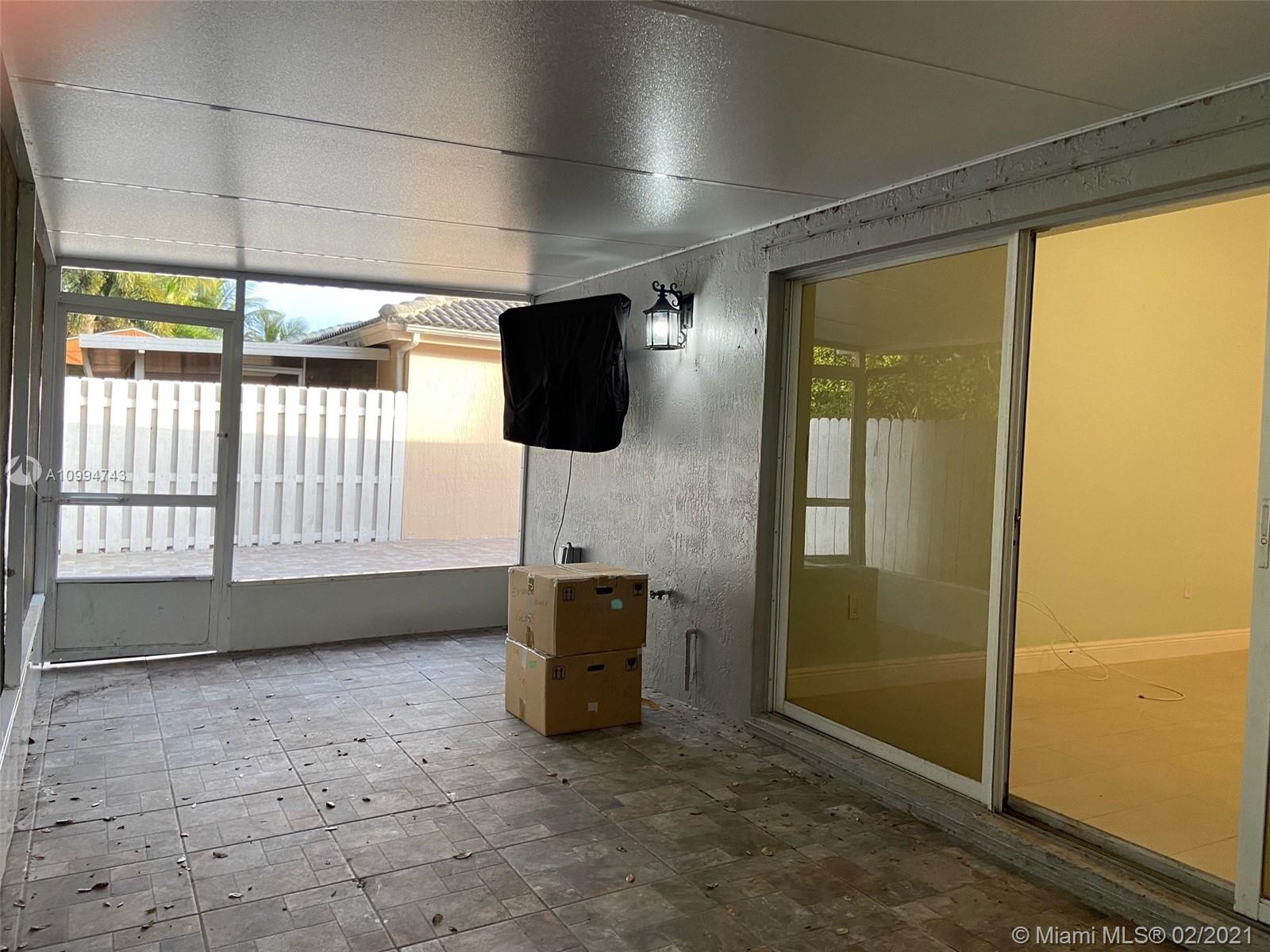 BRIGHTONS MEADOW LANDINGS - Residential Lease