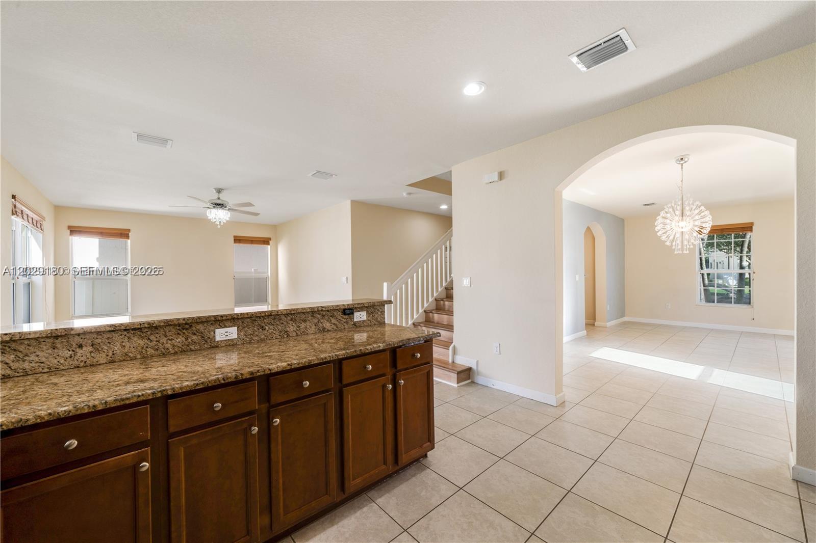 KENDALL COMMONS RESIDENTI - Residential