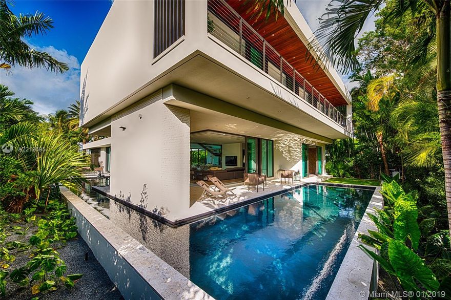 Brand new construction on prestigious Sunset Island #1. Modern 4,900 SQ FT on a 10,800 SQ FT lot. 6 bedrooms, 6 full baths, 1 half bath. Heated pool, 2 car garage. Developed by Todd Michael Glaser and Incognito Ventures. Designed by Domo Studio.