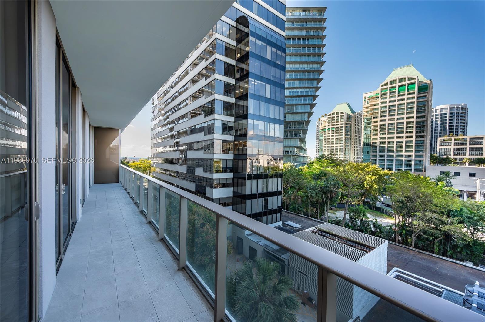 2678 Tigertail Ave 413