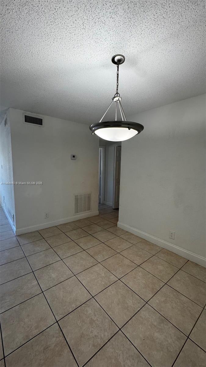 SUNDANCE AT PLANTATION CO - Residential Lease