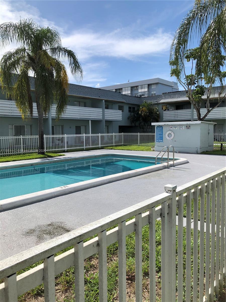 SUNDANCE AT PLANTATION CO - Residential Lease