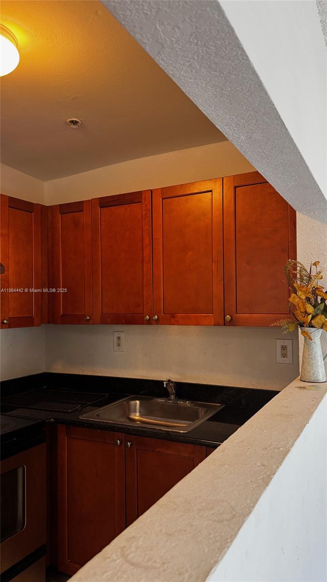 SUNDANCE AT PLANTATION CO - Residential Lease