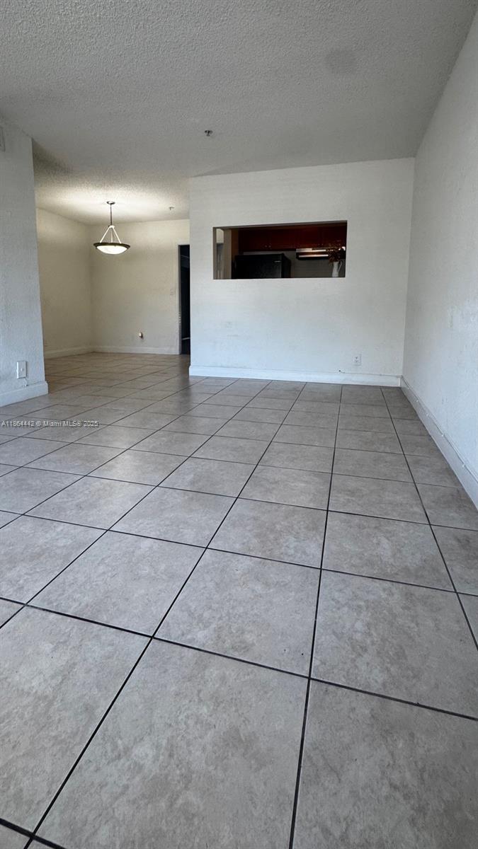 SUNDANCE AT PLANTATION CO - Residential Lease