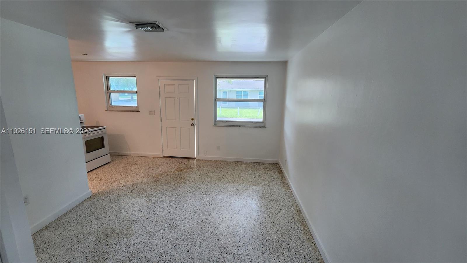 CANAL GROVES - Residential Lease