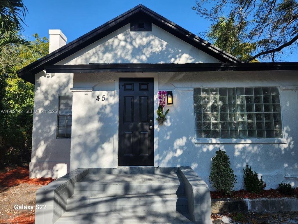 Photo of 45 NE 60 Street, Miami, FL 33137 (MLS # A11932442)