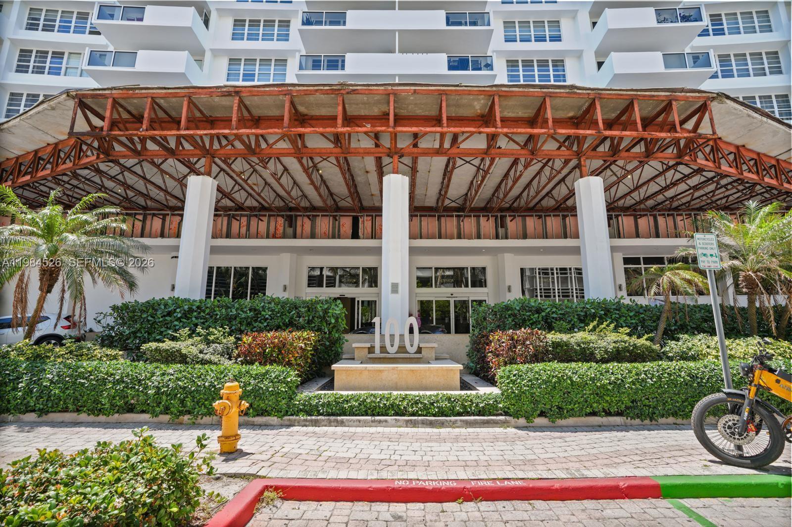 THE DECOPLAGE CONDO - Residential