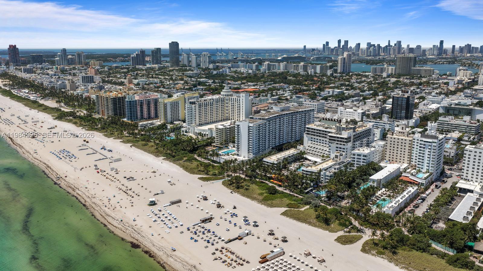 THE DECOPLAGE CONDO - Residential