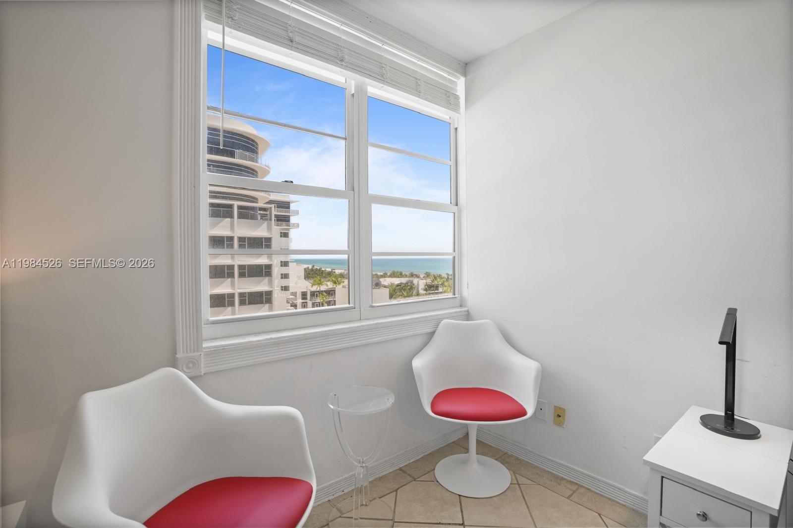 THE DECOPLAGE CONDO - Residential