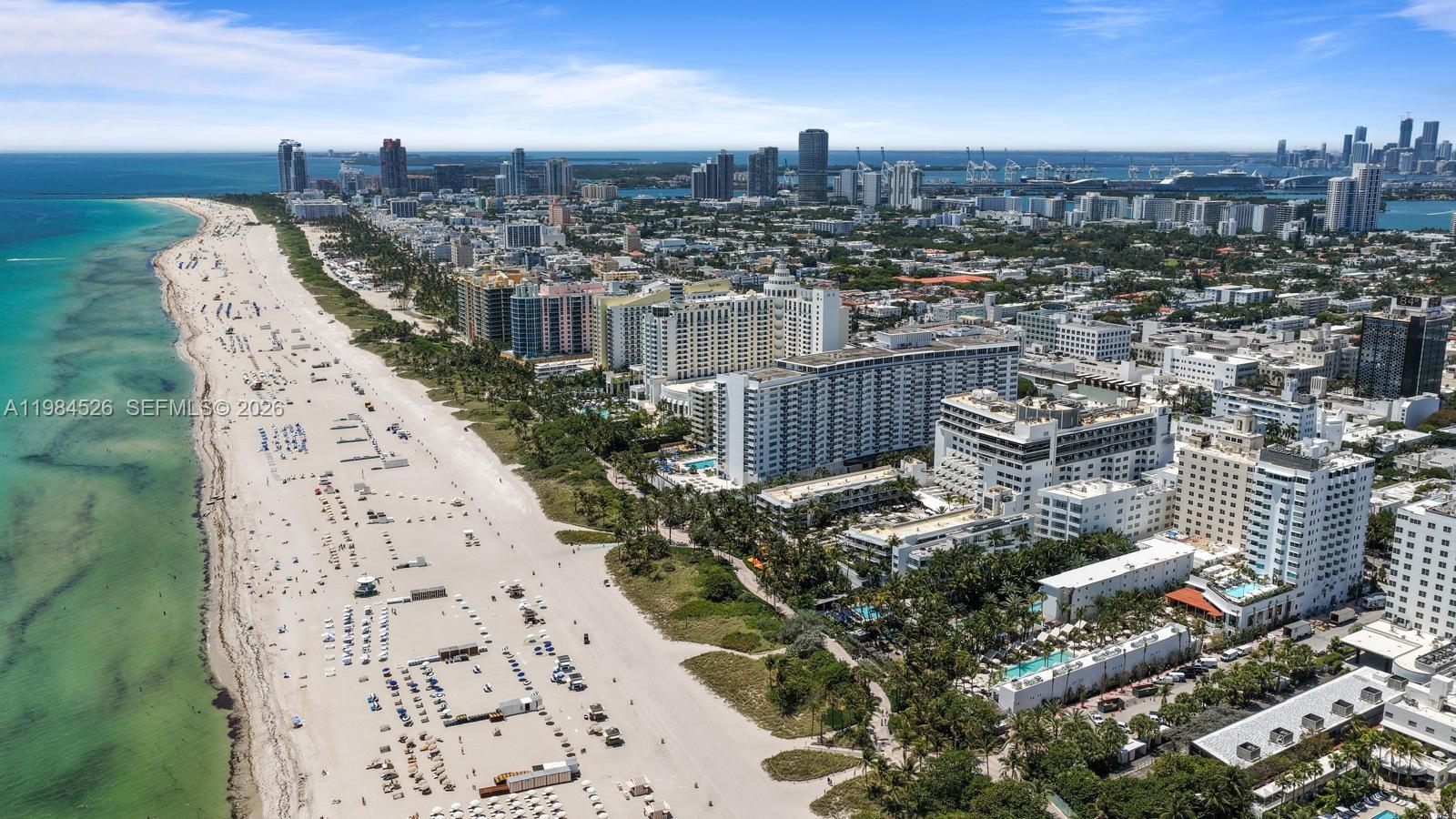 THE DECOPLAGE CONDO - Residential