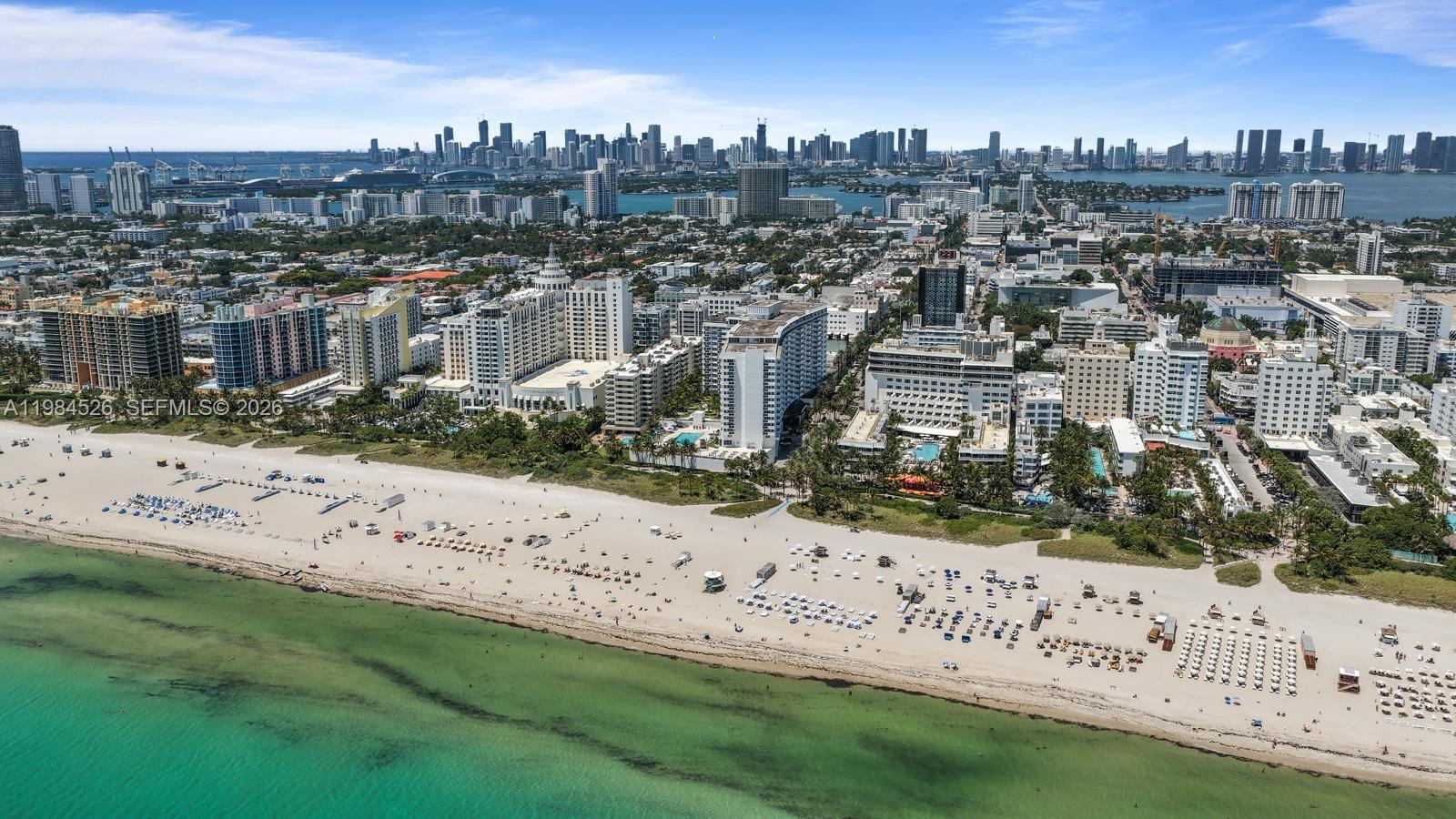 THE DECOPLAGE CONDO - Residential
