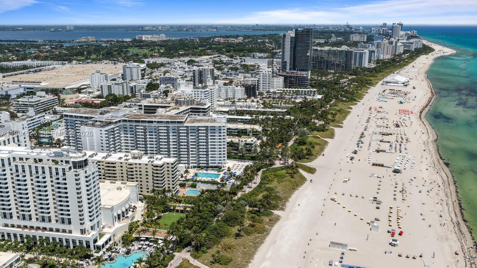 THE DECOPLAGE CONDO - Residential