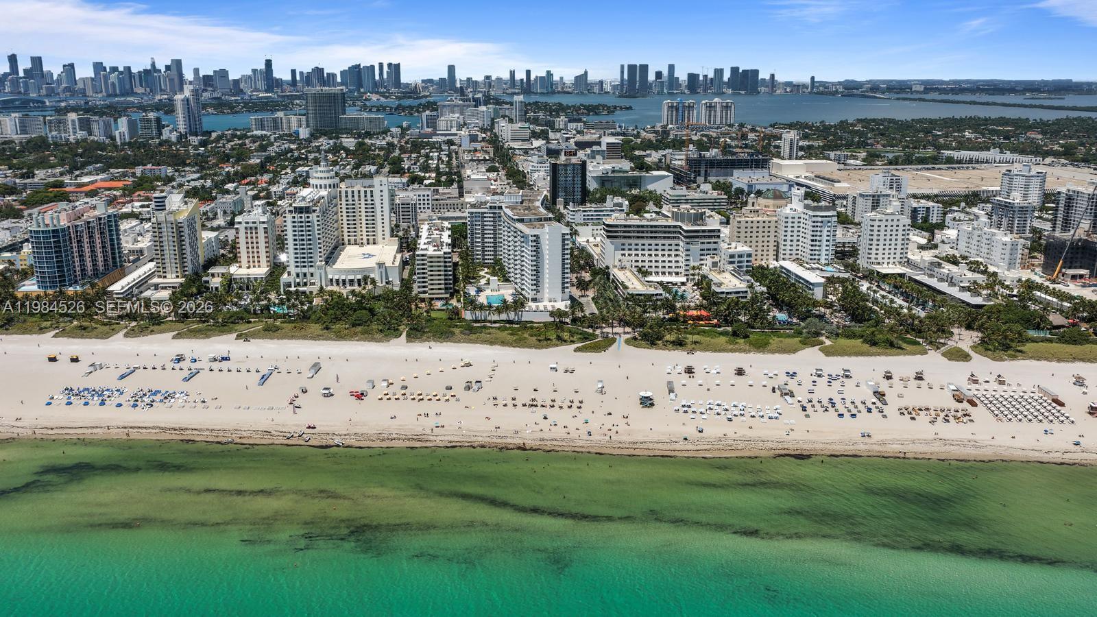 THE DECOPLAGE CONDO - Residential