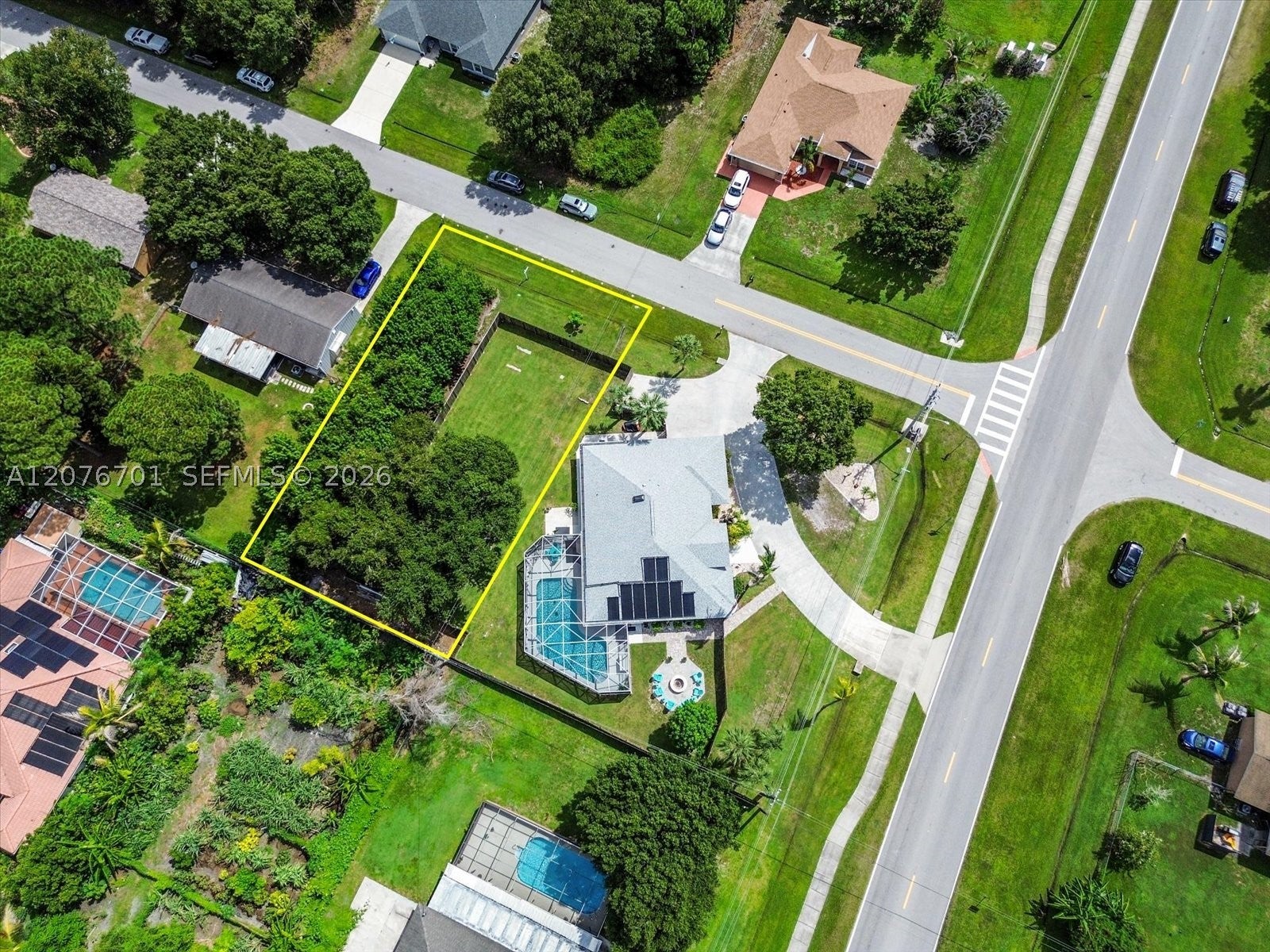 1776 SW Day St