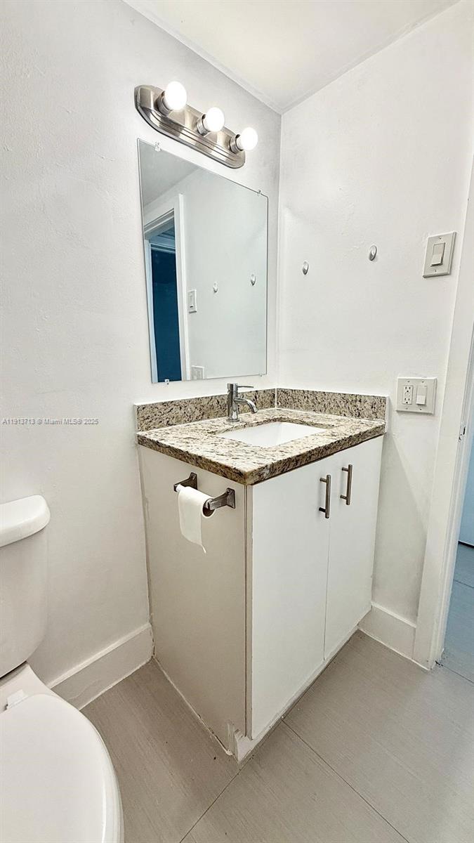 NORTH HOLLYWOOD - Residential Lease