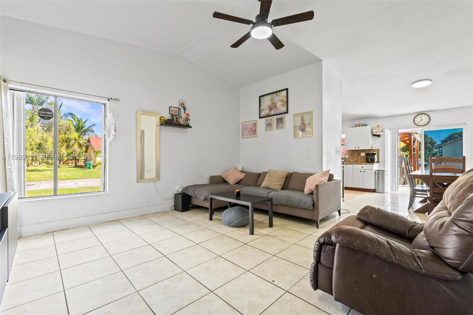 WATERSIDE TOWNHOMES SEC 3 - Residential