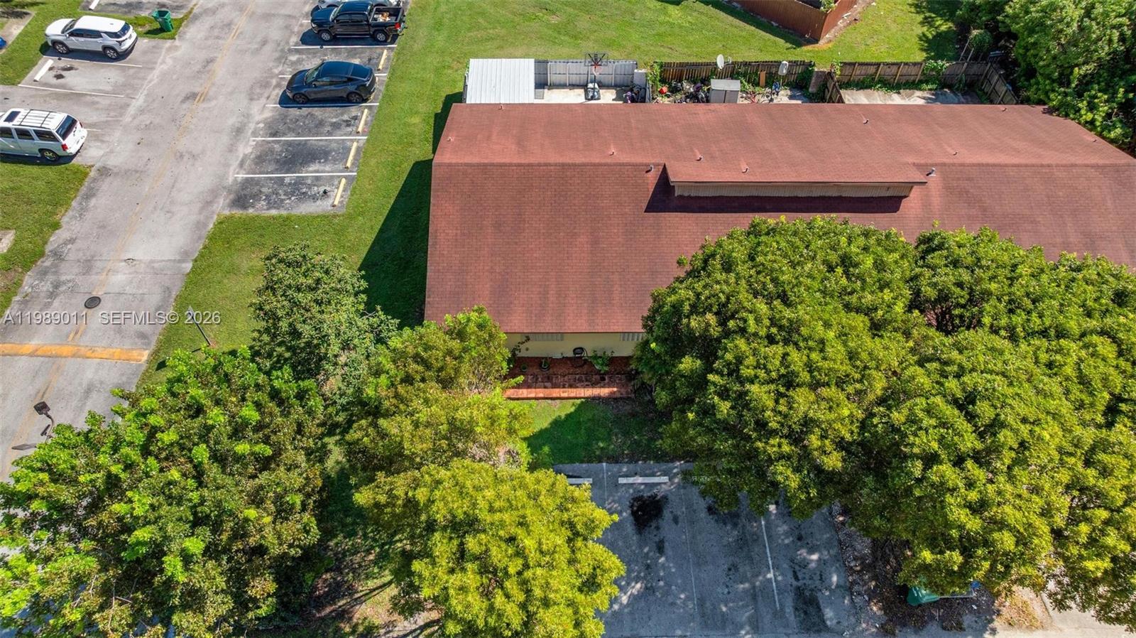 WATERSIDE TOWNHOMES SEC 3 - Residential