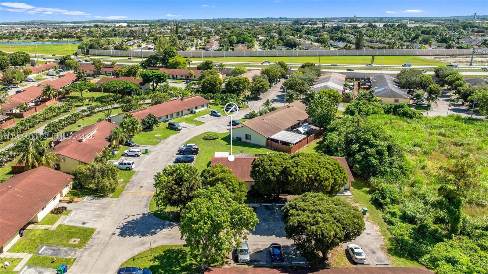 WATERSIDE TOWNHOMES SEC 3 - Residential