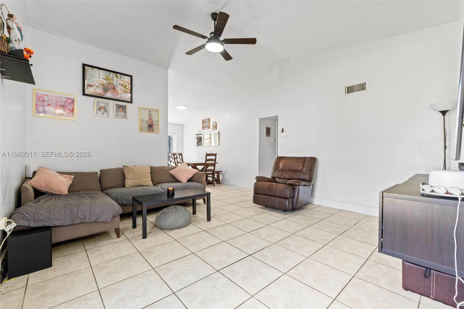 WATERSIDE TOWNHOMES SEC 3 - Residential