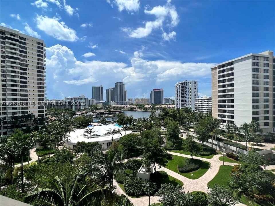 600 Three Islands Blvd 1113