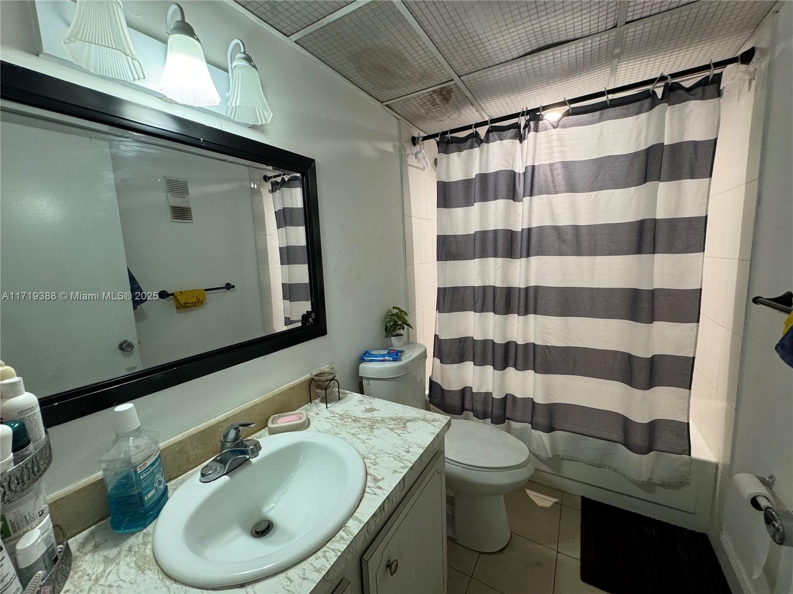 CORAL GATE WEST CONDO - Residential