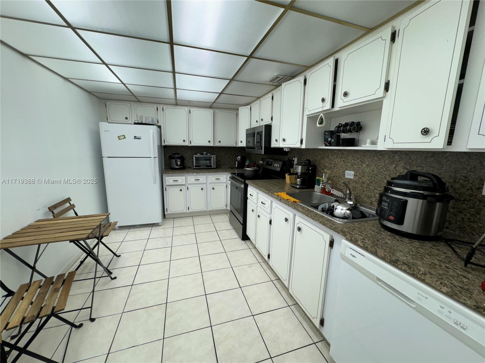 CORAL GATE WEST CONDO - Residential