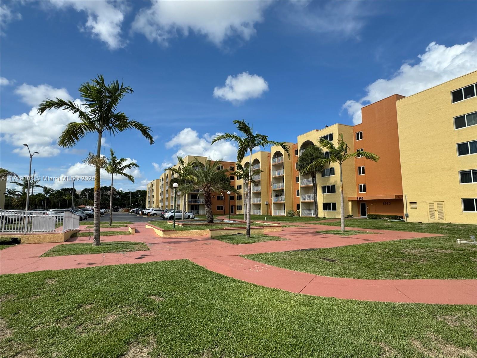 CORAL GATE WEST CONDO - Residential