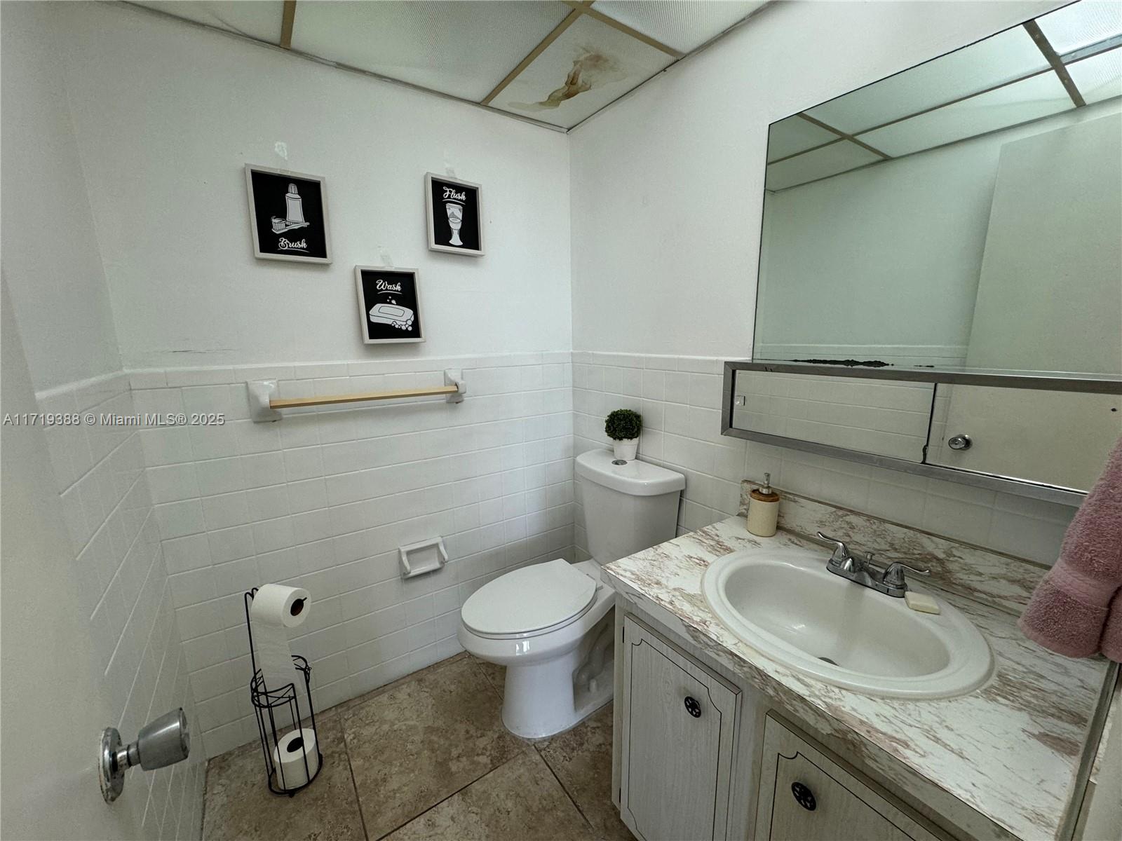 CORAL GATE WEST CONDO - Residential