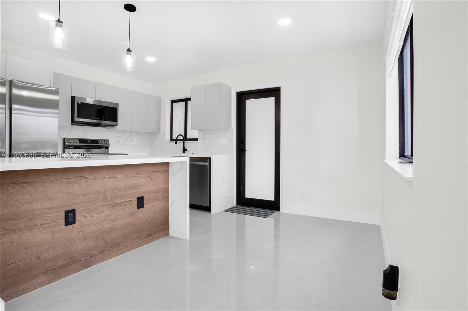 HIGHVIEW PARK - Residential