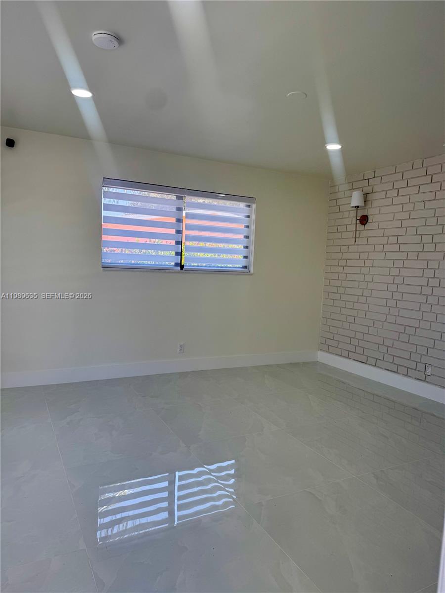 740 NE 43rd Ct, Deerfield Beach, FL, 33064/$530,000 1 740 NE 43rd Ct