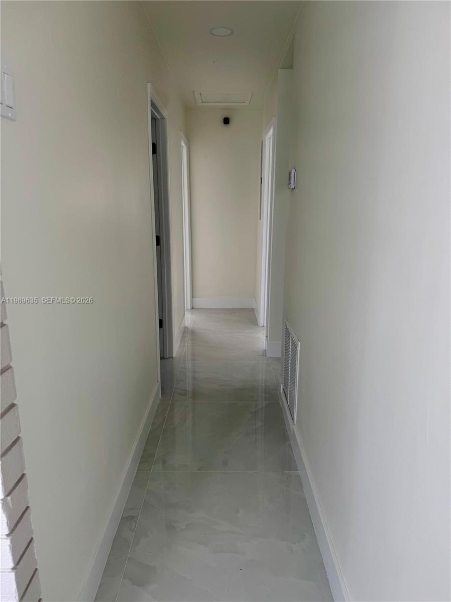 740 NE 43rd Ct, Deerfield Beach, FL, 33064/$530,000 4 740 NE 43rd Ct