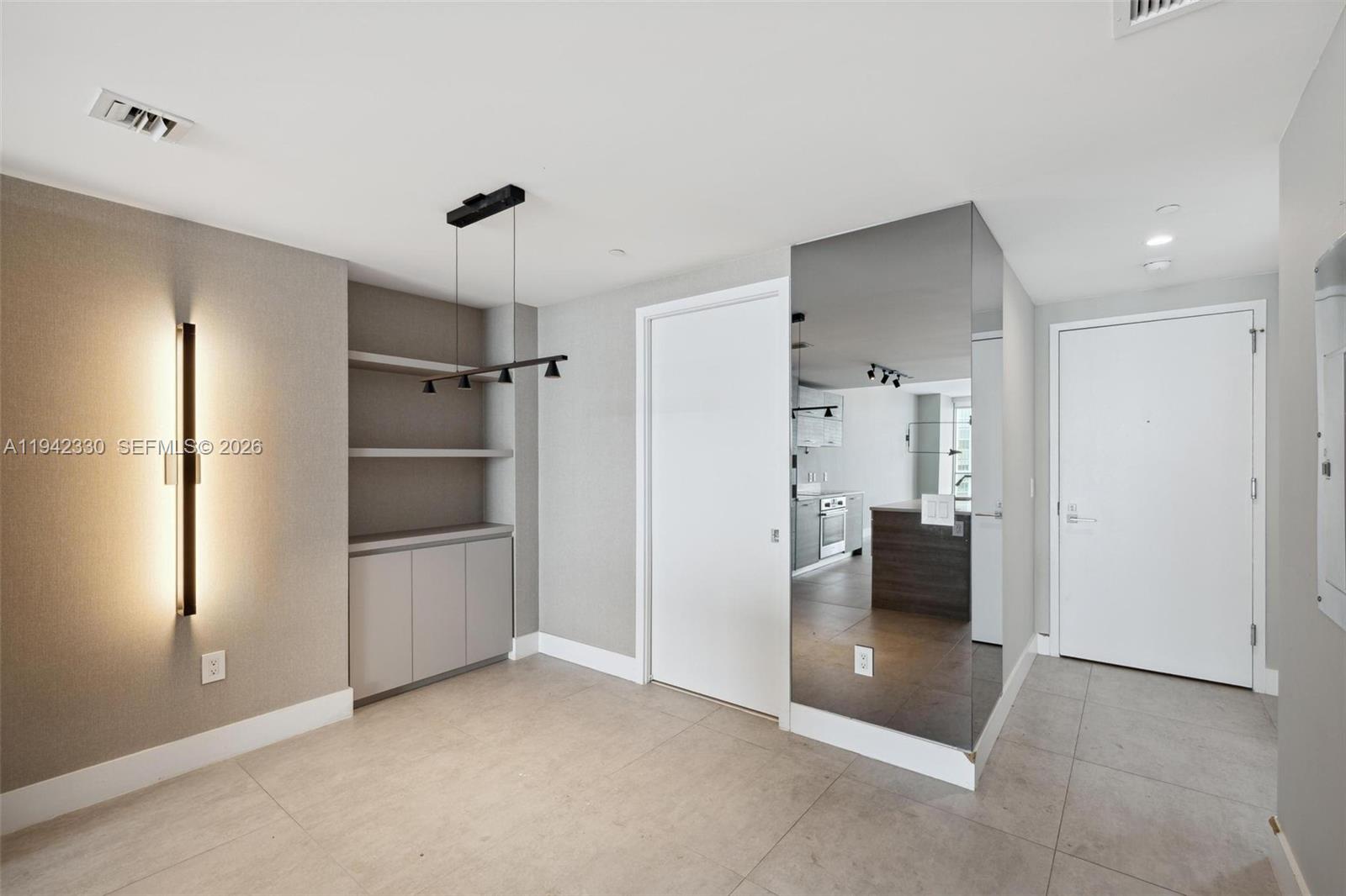 PARAISO BAY CONDO - Residential