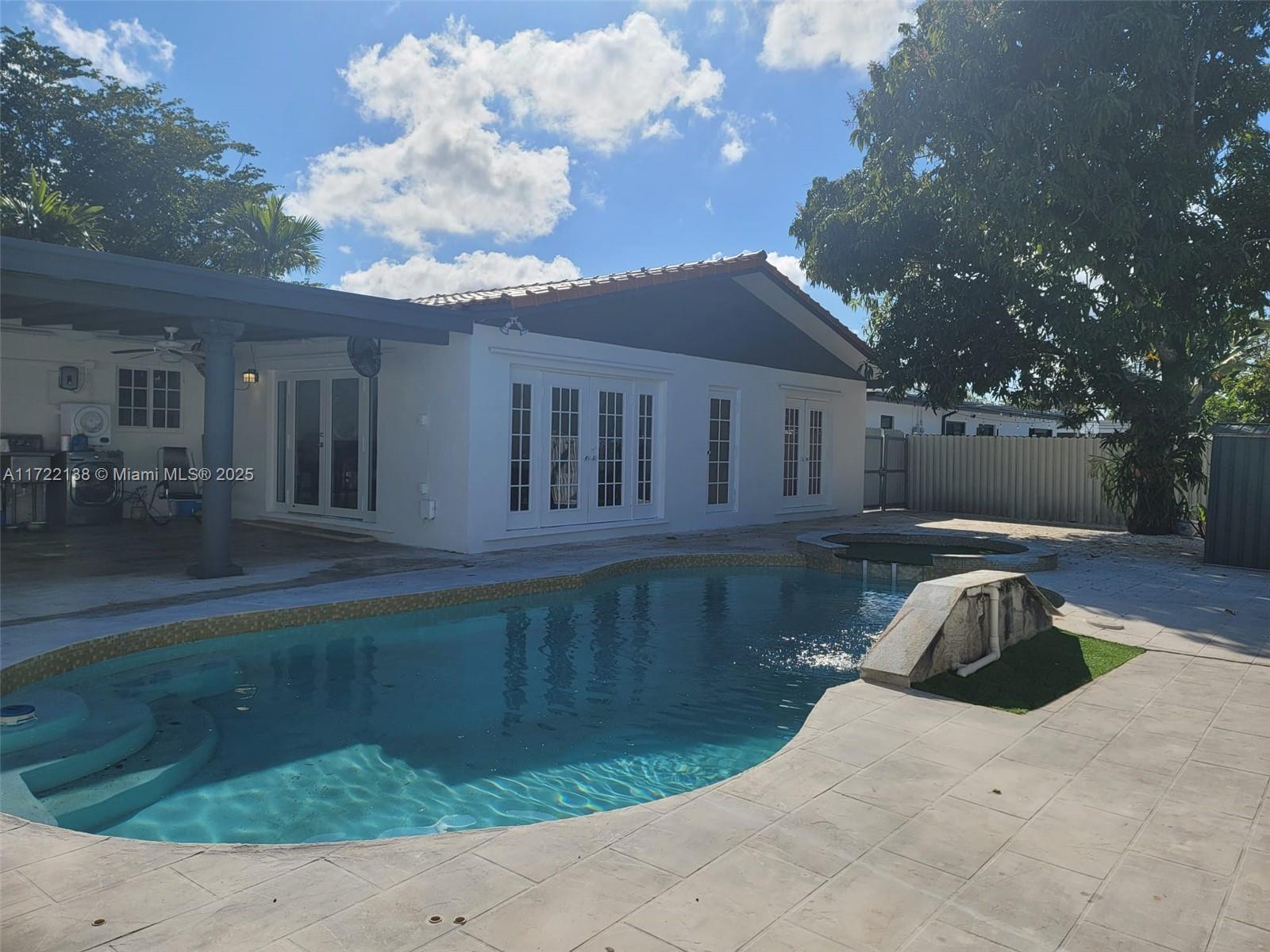 TOWN PARK HEIGHTS - Residential