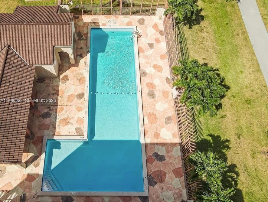 WEST FONTAINE CONDO - Residential Lease