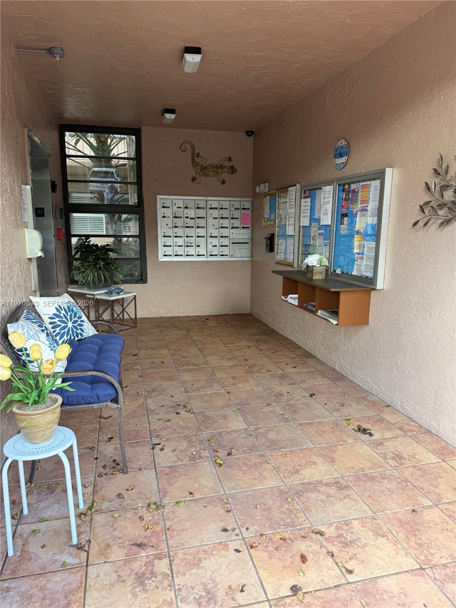 HUNTINGTON LAKES SEC FOUR - Residential