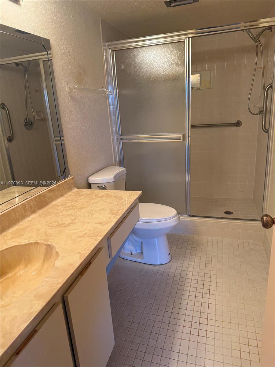 HUNTINGTON LAKES SEC FOUR - Residential