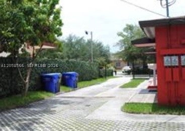2513 Lincoln St, Hollywood FL 33020