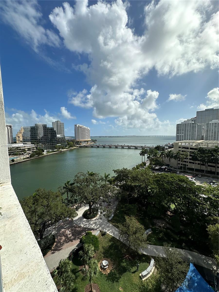 495 Brickell Ave 1003, Miami, Broward County, Florida - 2 Bedrooms  
2 Bathrooms - 